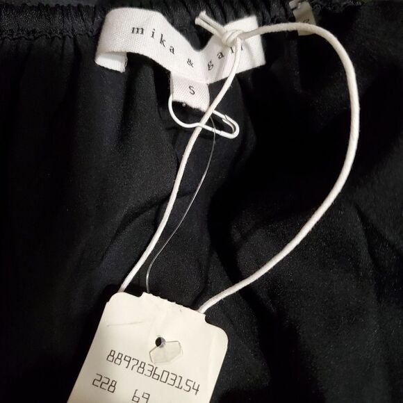 NWT Mika & Gali Black Cold Shoulder Dress - Picture 6 of 6